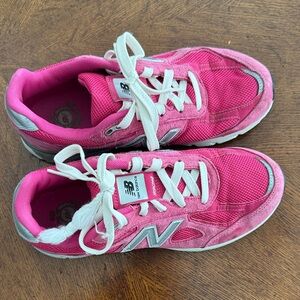 New Balance Fuchsia and White Athletic Shoes Sz 8